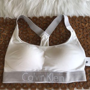 Medium Calvin Klein Bralette